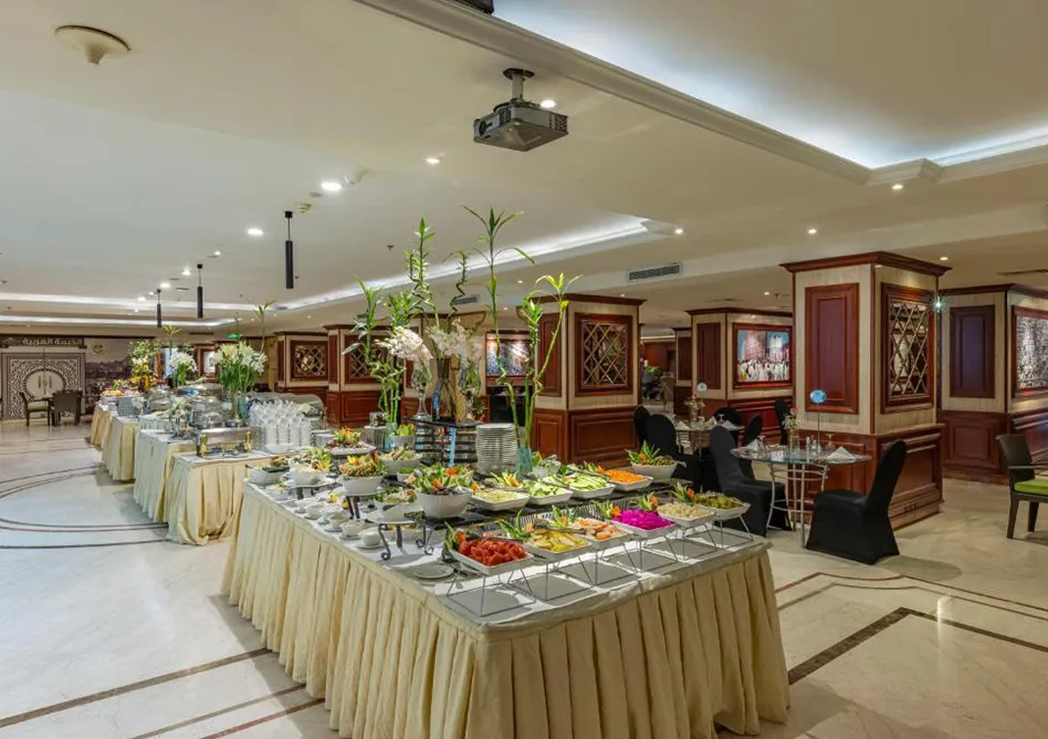 Dinning Hall in Al Shohada Hotel