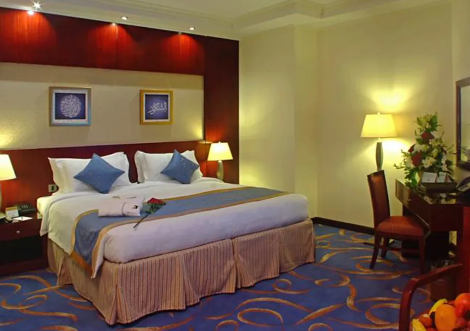 Luxury Room in Al Eiman Royal Hotel