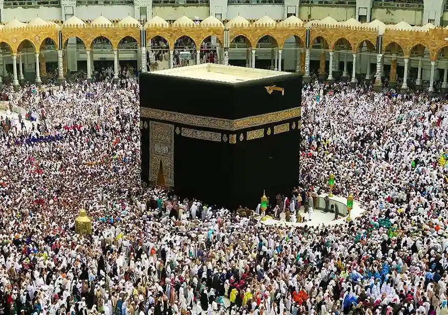 /media/umrah-images/1_11zon%20%2810%29.webp