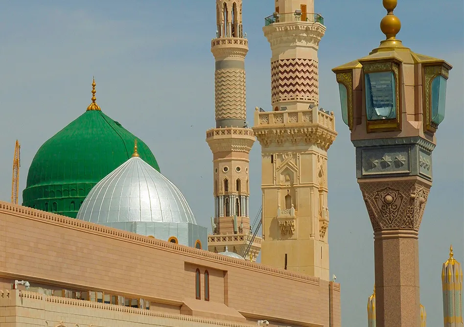 /media/umrah-images/7_11zon%20%289%29.webp