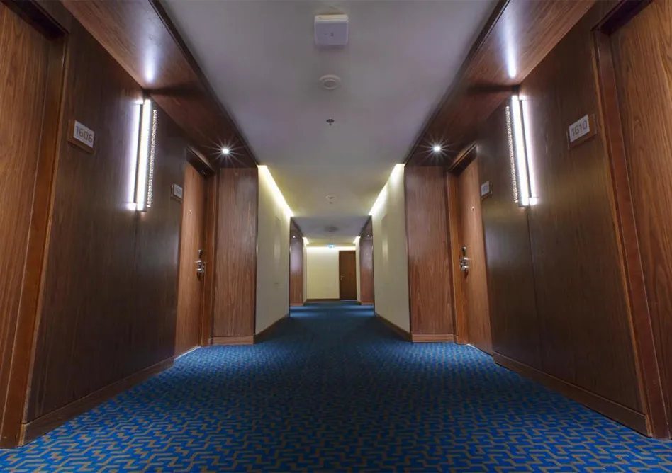 /media/umrah-images/corridor%20%283%29.webp