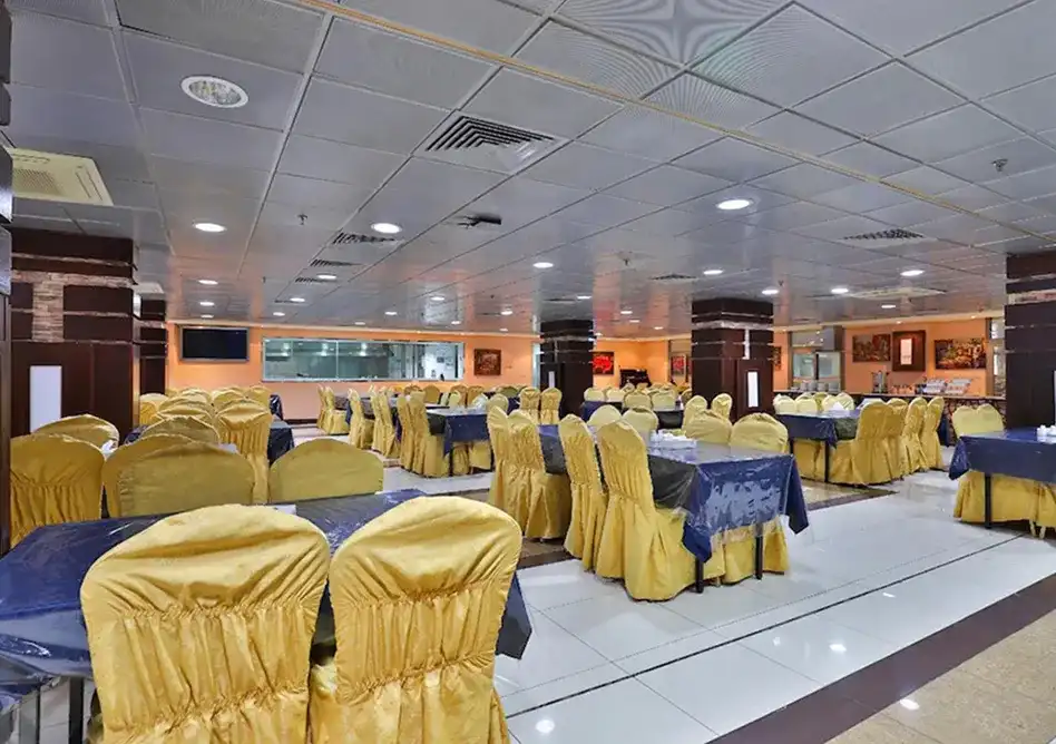 /media/umrah-images/dining-place%20%281%29.webp