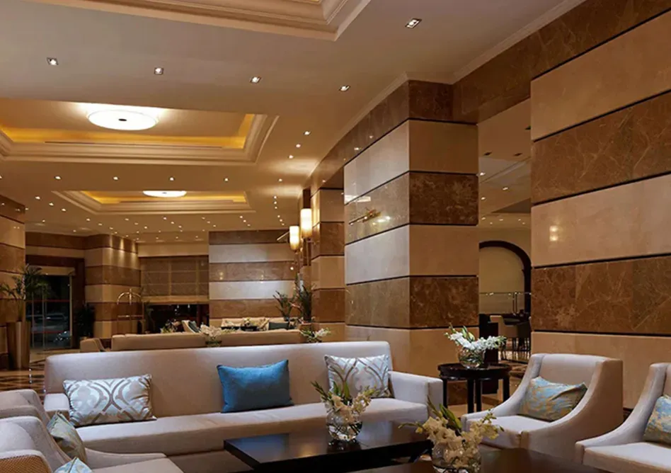 /media/umrah-images/hotel-sitting-area.webp