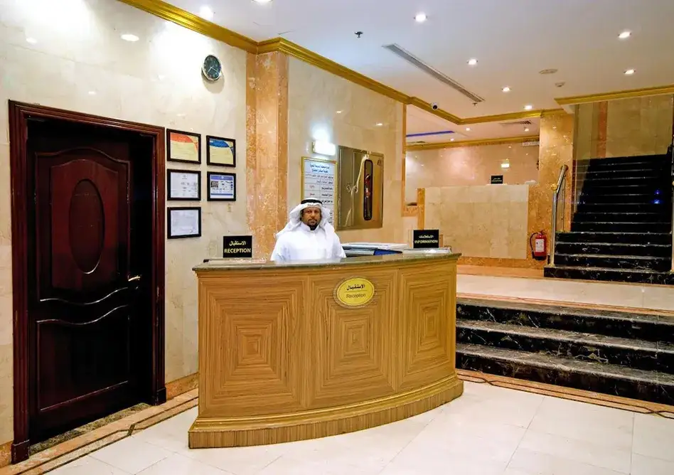 /media/umrah-images/reception-area%20%284%29.webp