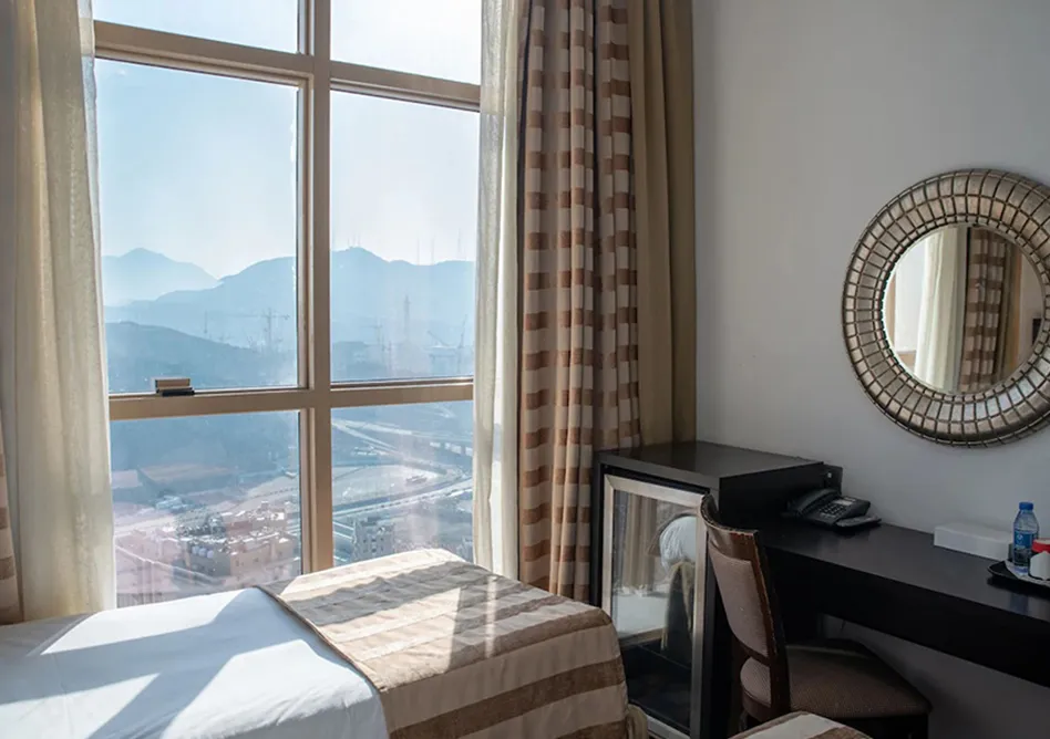 /media/umrah-images/room-view%20%2810%29.webp
