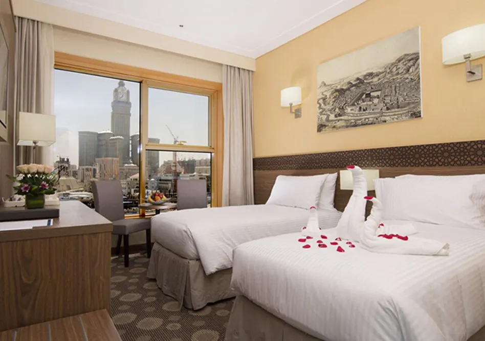 /media/umrah-images/two-single-bed-room.webp